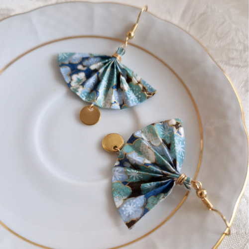 Boucles d'oreilles Eventail breloque dorée