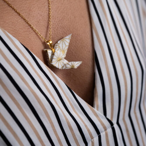 collier origami colombe blanche dorée