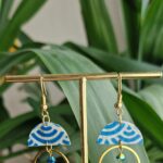 boucles originales bleu motif vague